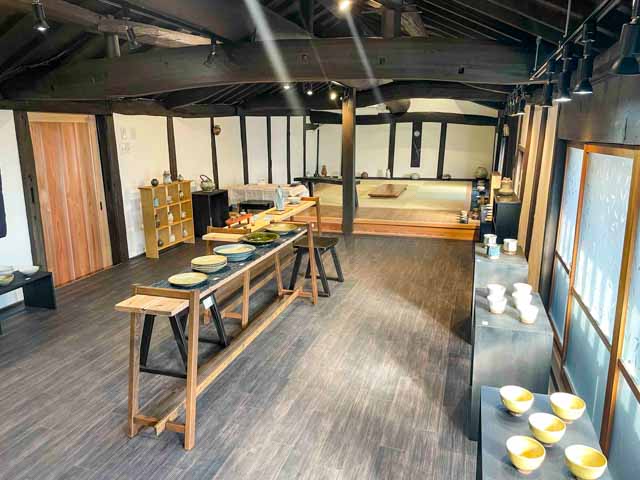 「岡本達弥さんの作品展」展示の様子