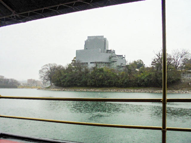 改修中の岡山城