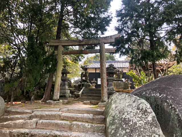 神社の鳥居