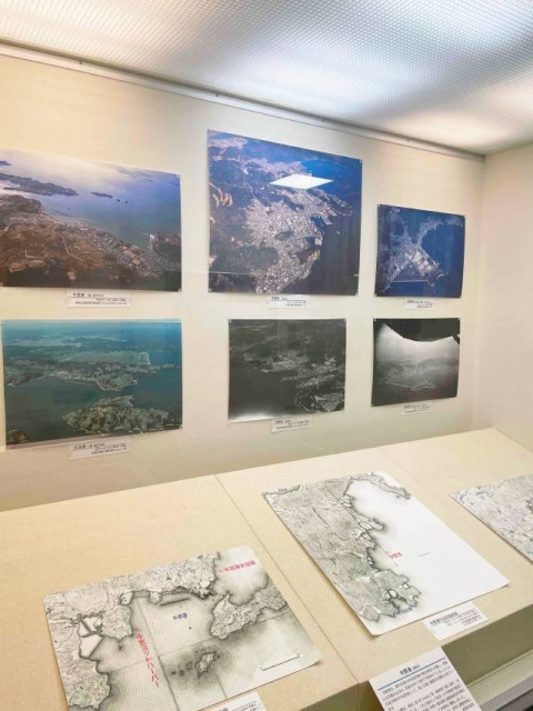 100年前の地図と現代の県内の海岸線の航空写真