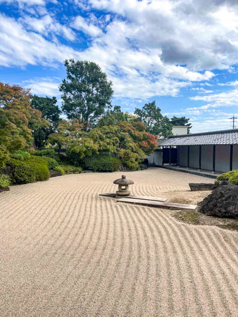 中庭の枯山水