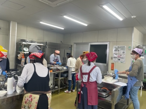 スイーツ作りの様子