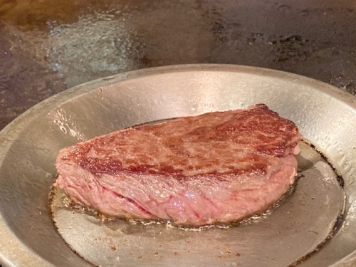 千屋牛のリブロースステーキ