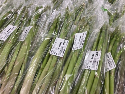 はなやか中央店で販売されているアスパラガス