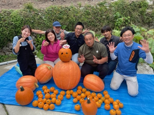 阿新青壮年部のみなさんと古米さん