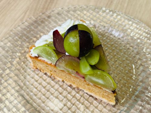 岡山県産ぶどうのタルト1,089円