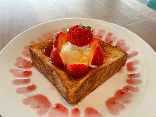 季節のフルーツデニッシュ 850円