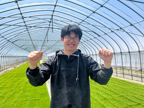 新人職員の宇根本さん