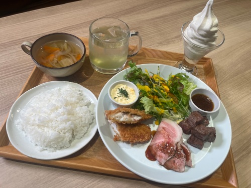 感謝の6周年！海・山・里ご馳走プレート