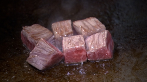 おかやま和牛肉のステーキ