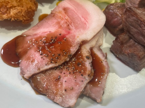 岡山県産ピーチポークの自家製ローストポーク