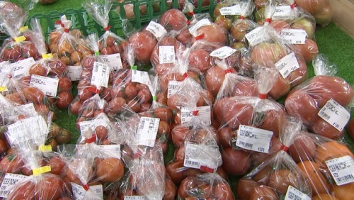 直売所の店内 トマト