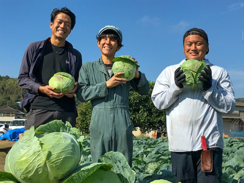 左から髙田さん、隅さん、植木さん
