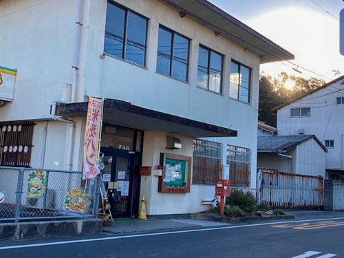 米粉を使って作られた「おこめパン」