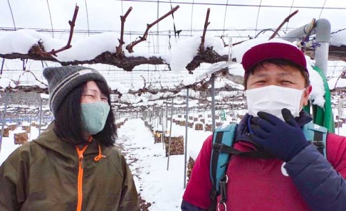 笑顔の大野さん夫婦