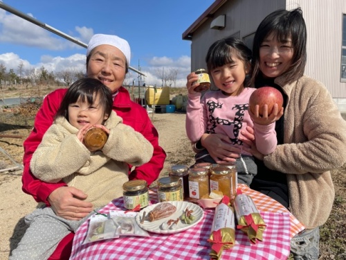 土井農園　山部美由紀さん家族