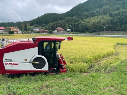 地区で共有しているコンバイン