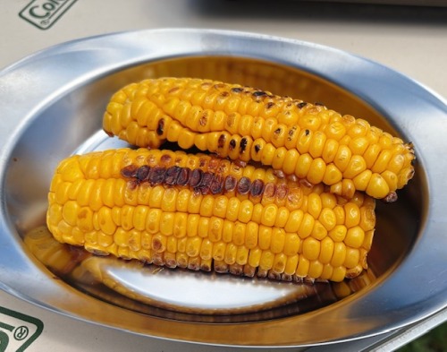 ホットサンドメーカーで焼きトウモロコシ