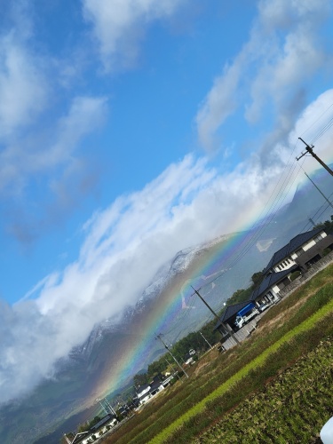 ドレスアップな山 | 奈義町 里まるクンさん