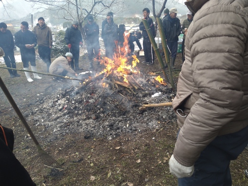 とんど焼き | 真庭市　石村さん