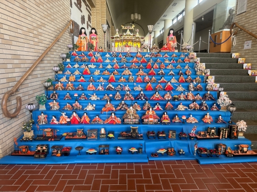 ドジャースブルーのひな祭り | 玉野市　ベイマックさん