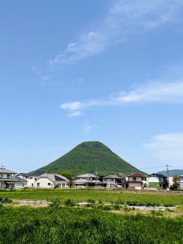 春の讃岐富士 | 多度津町　島本さん