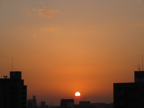 黄砂の中に沈む夕日 | 岡山市 沖永さん