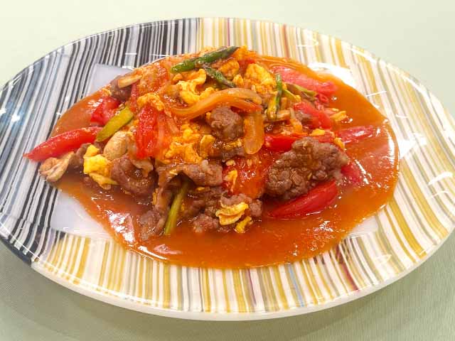 牛肉とトマトの炒めもの