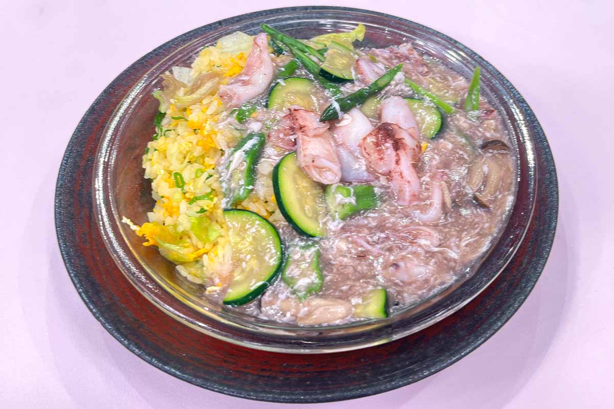 ベイカと季節野菜のあんかけチャーハン