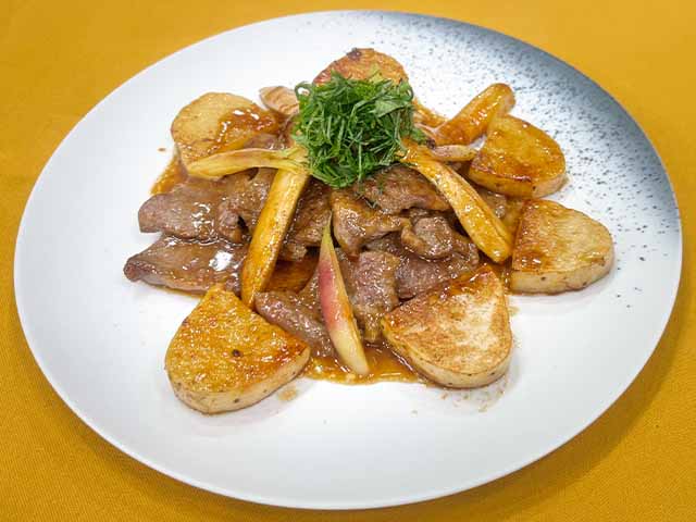 牛肉と長芋の焦がしバター醤油炒め