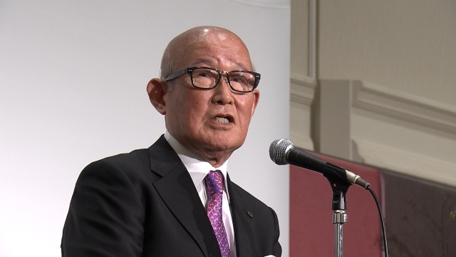 岡山県三木記念賞受賞<br/>
支え人　越宗孝昌