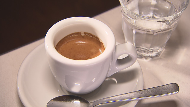 エスプレッソをひとつ