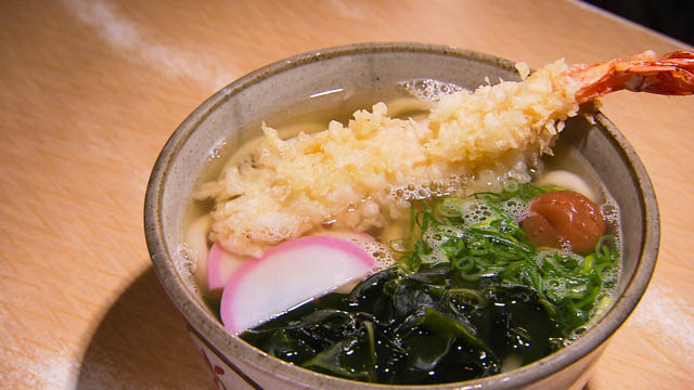 手打ちうどんたぬき表町店