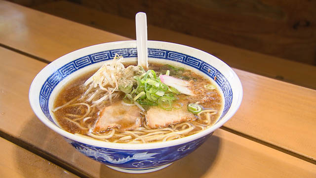 裏ラーメン うらら