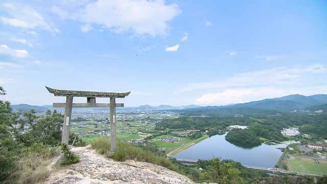 龍王神社（天空の鳥居）